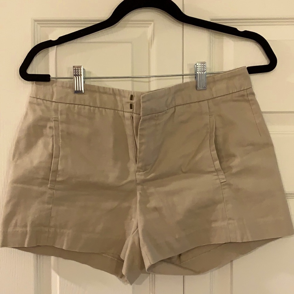 Gap chino shorts size 0